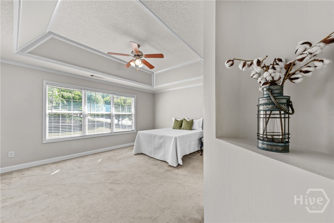 180 Laurel Oaks Lane