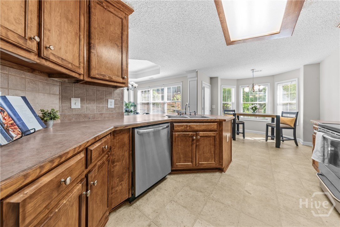 180 Laurel Oaks Lane