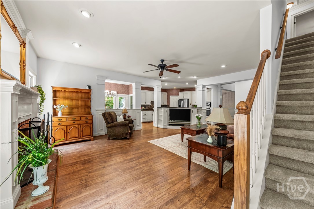 1660 Maple Ridge Drive