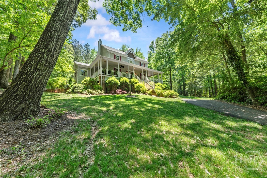 1660 Maple Ridge Drive