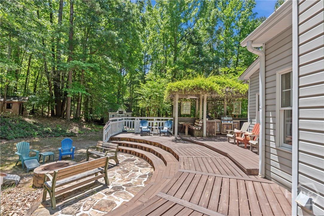 1660 Maple Ridge Drive