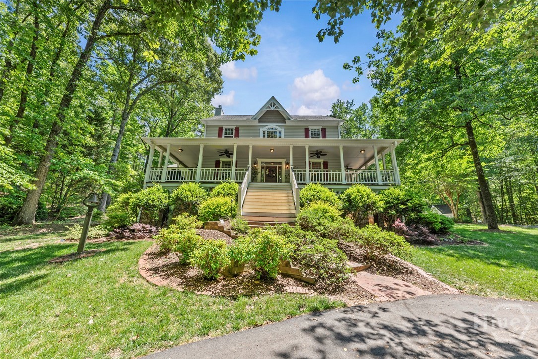 1660 Maple Ridge Drive