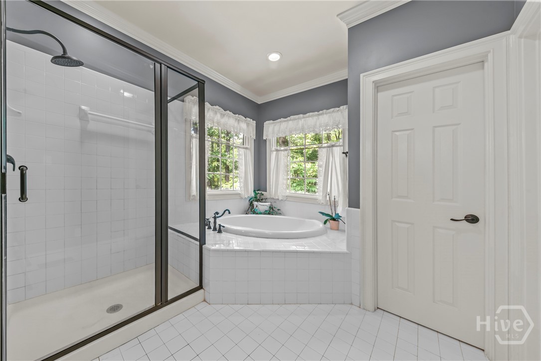 1660 Maple Ridge Drive