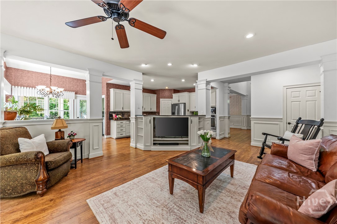 1660 Maple Ridge Drive