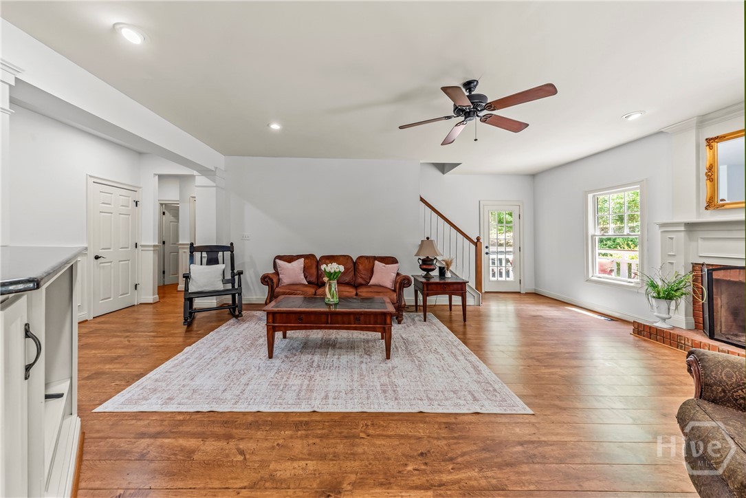 1660 Maple Ridge Drive