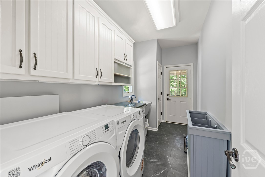 1660 Maple Ridge Drive