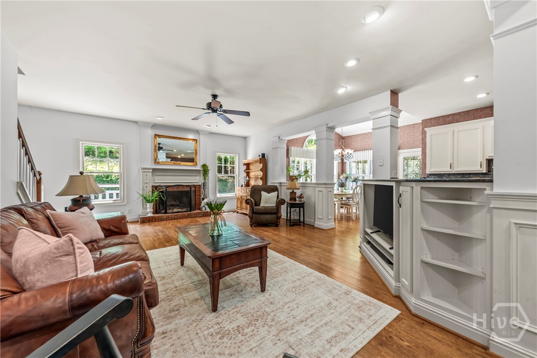 1660 Maple Ridge Drive