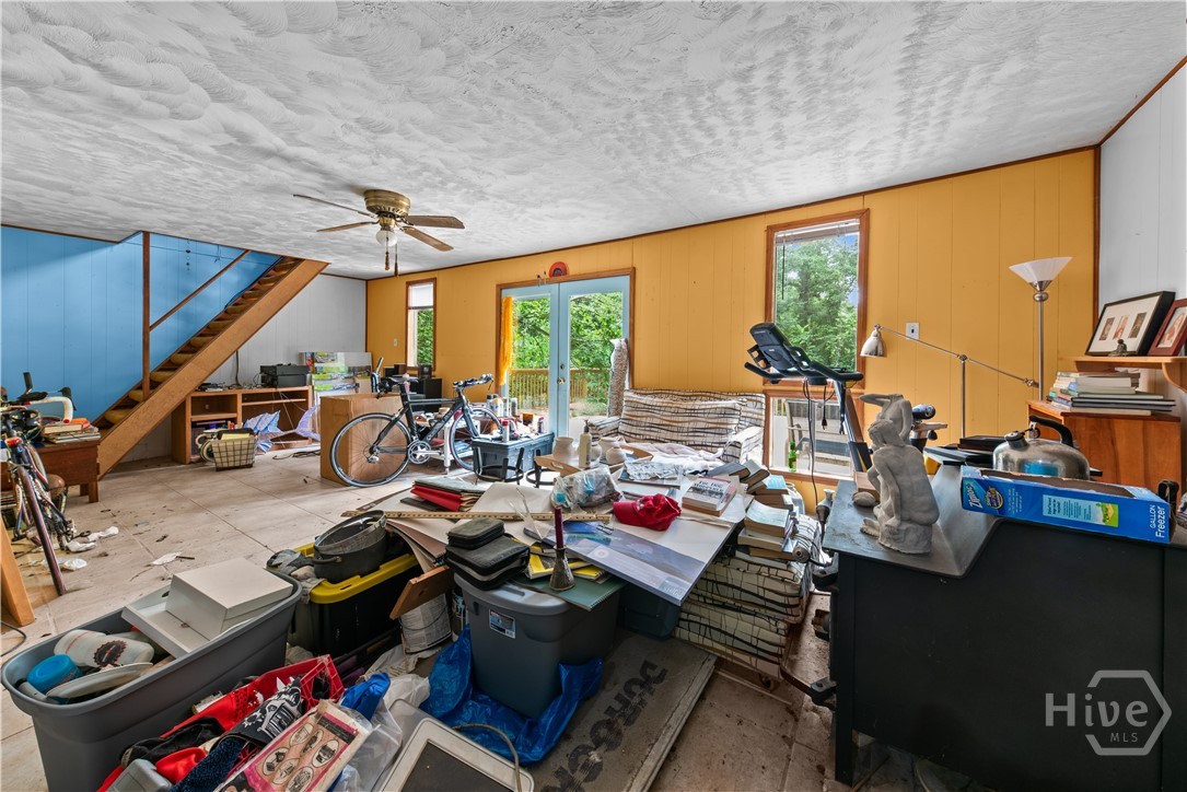 215 Goldfinch Drive