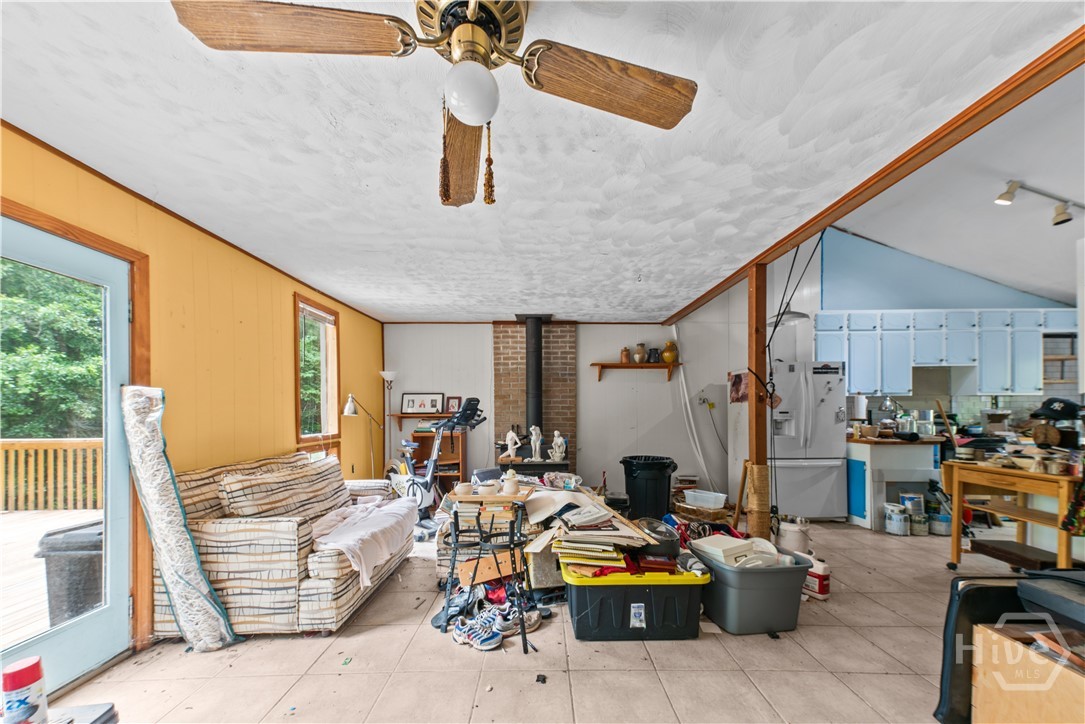 215 Goldfinch Drive