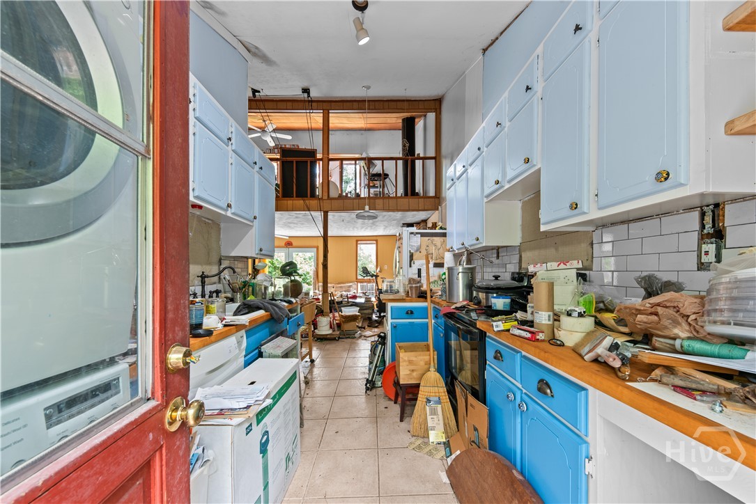 215 Goldfinch Drive