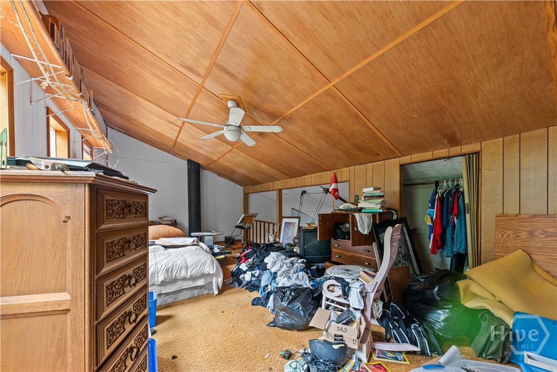 215 Goldfinch Drive