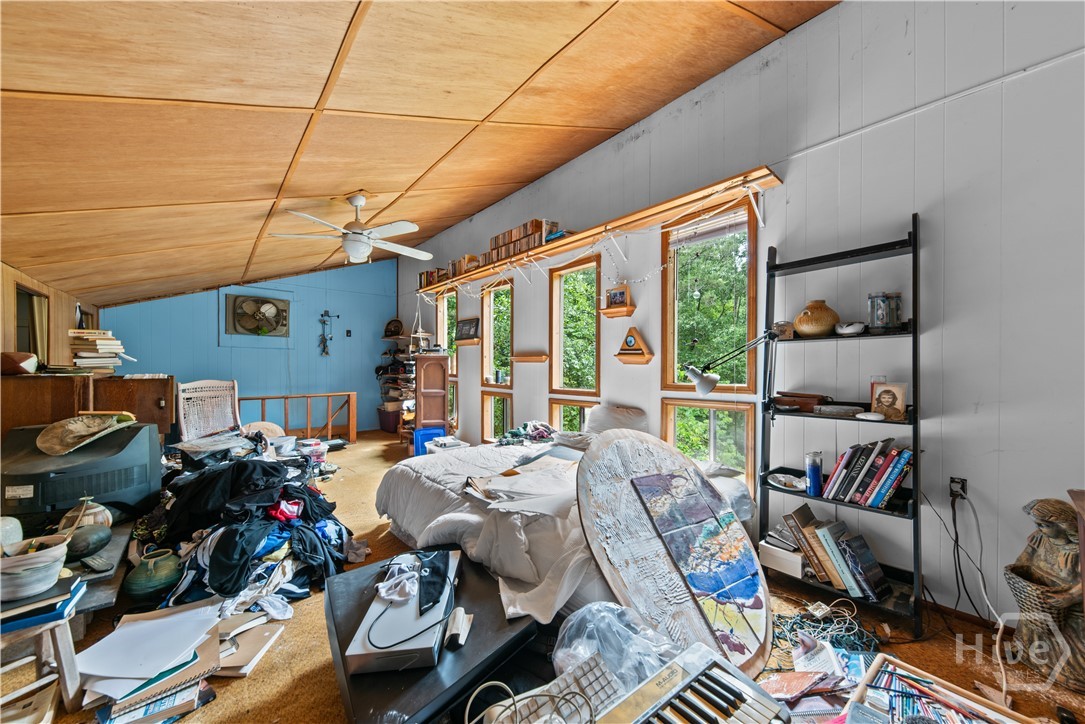 215 Goldfinch Drive