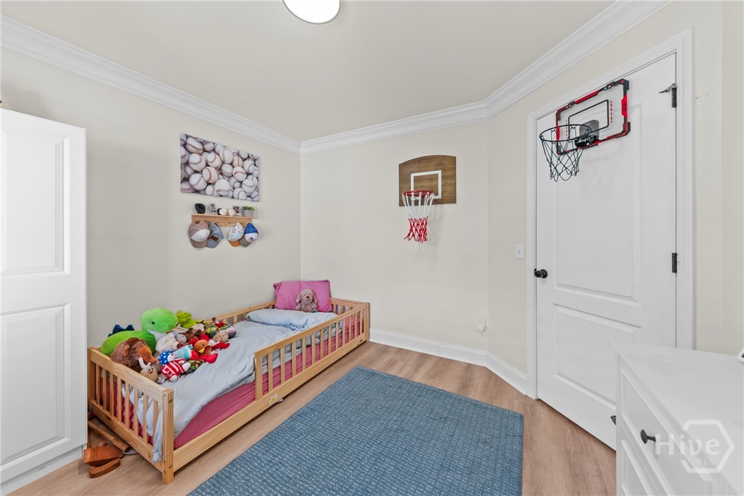 1011 Shelnutt Drive