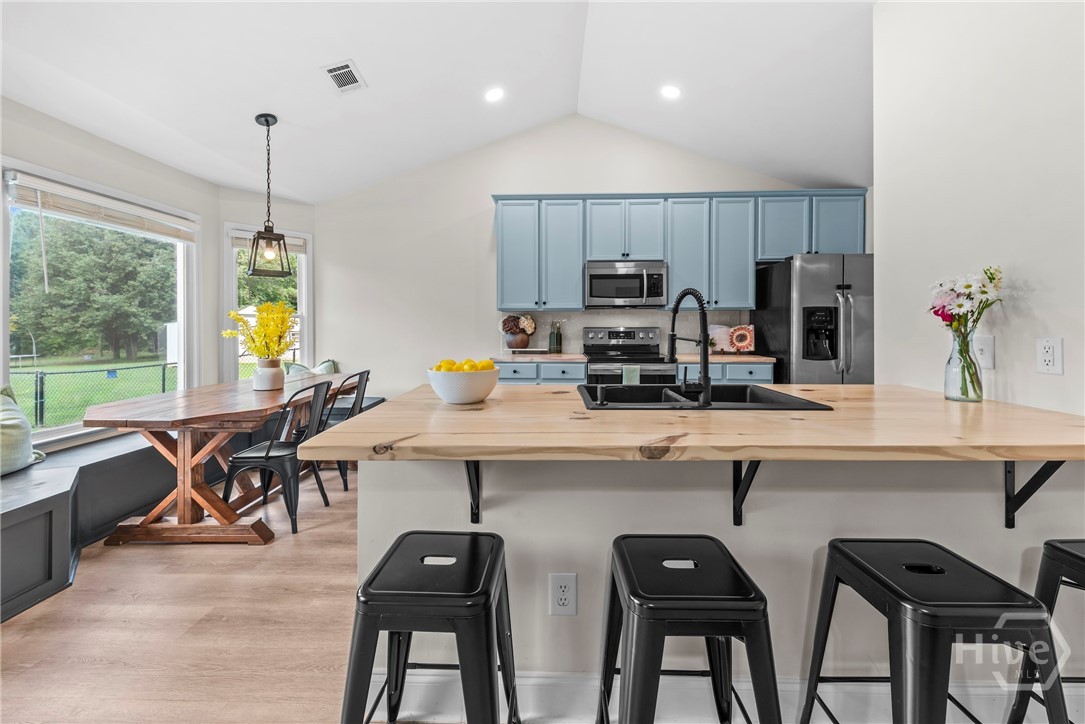 1011 Shelnutt Drive