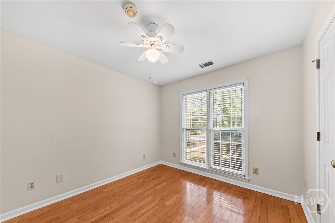 1010 Sharon Place