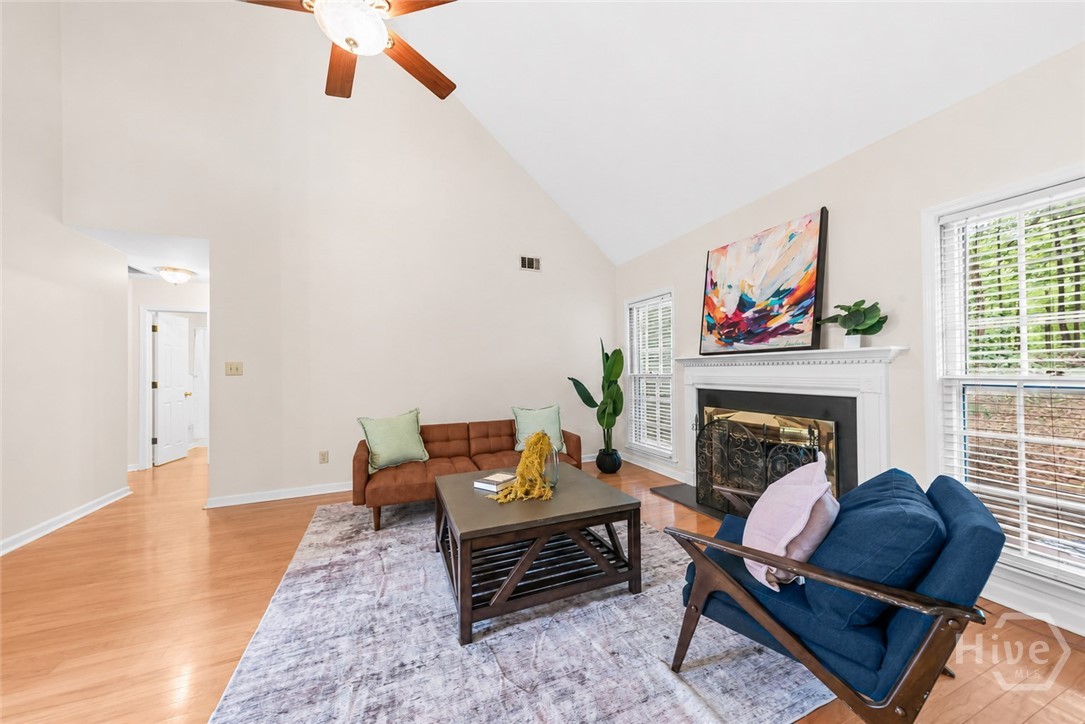 1010 Sharon Place
