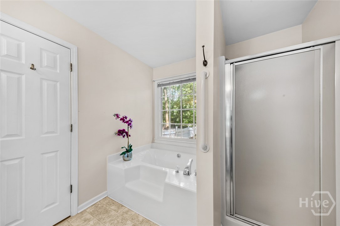 1010 Sharon Place