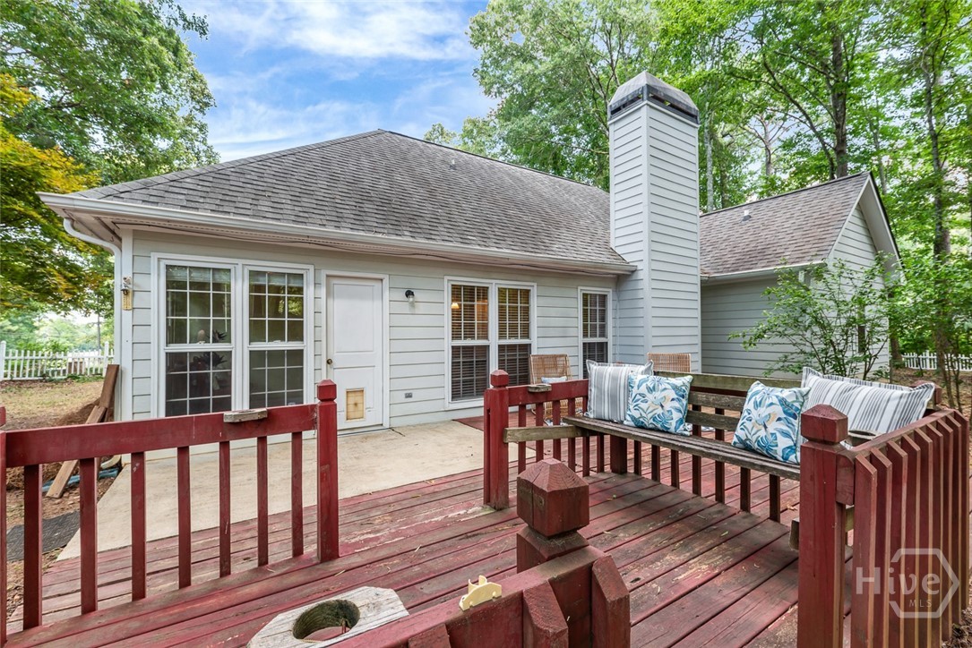 1010 Sharon Place