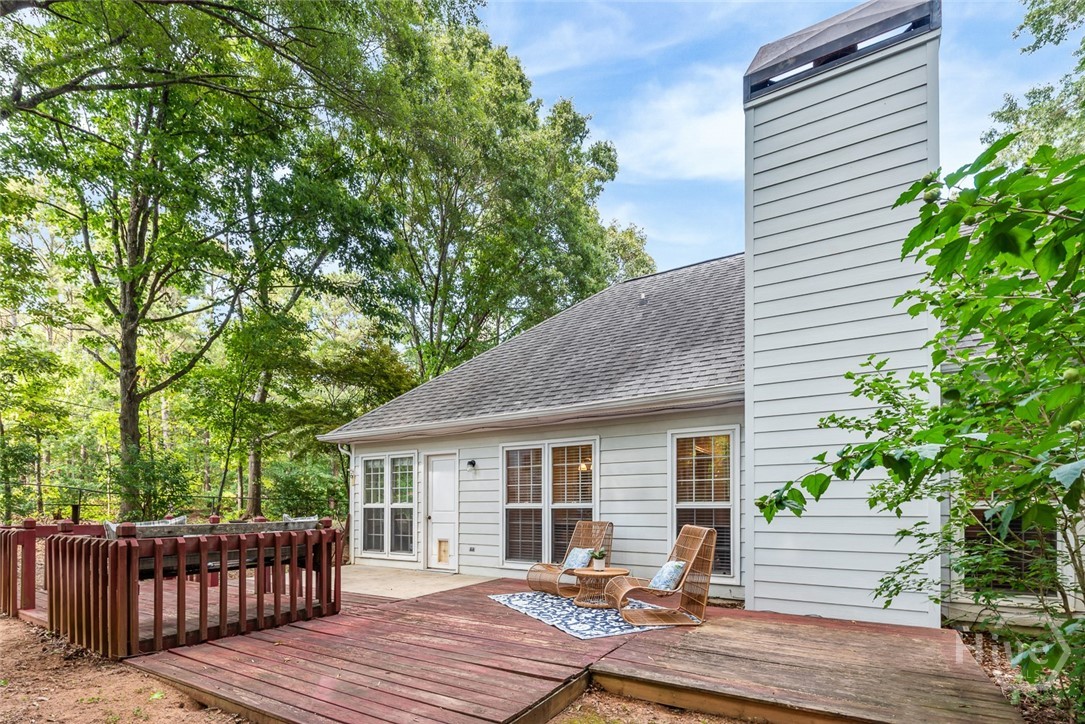 1010 Sharon Place