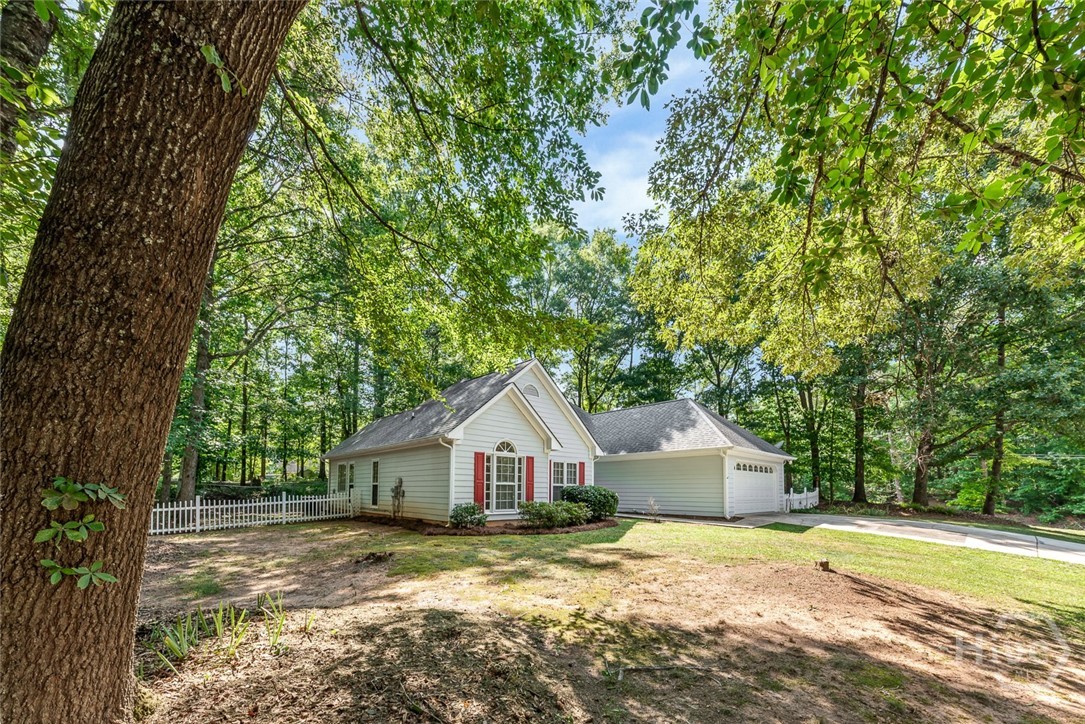 1010 Sharon Place