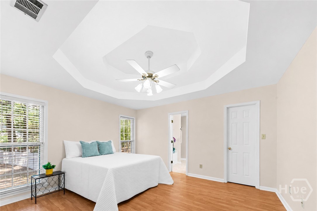 1010 Sharon Place