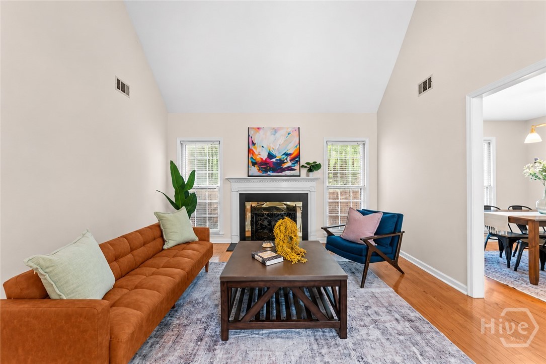1010 Sharon Place