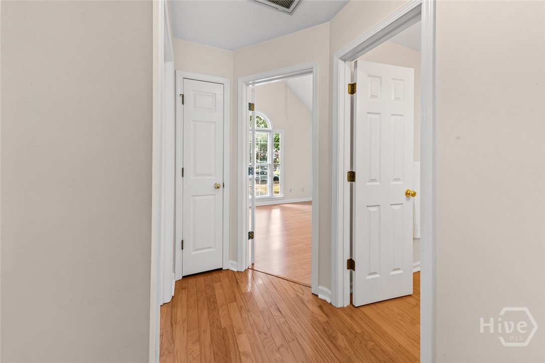 1010 Sharon Place