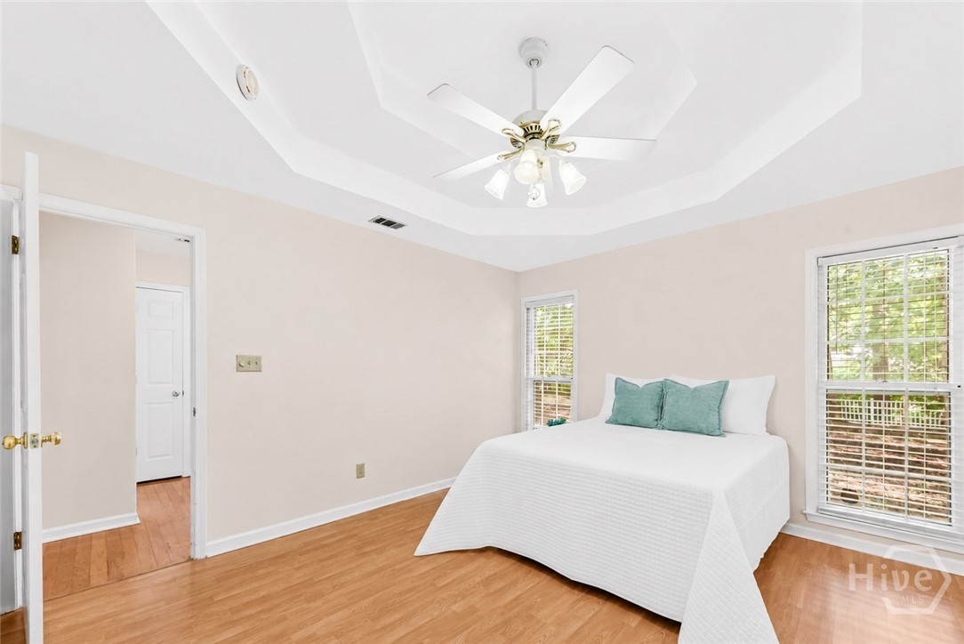 1010 Sharon Place