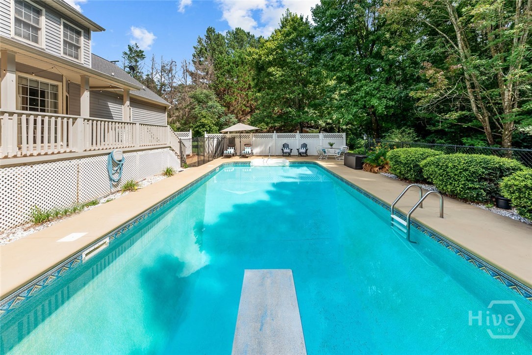 17 Pineforest Drive
