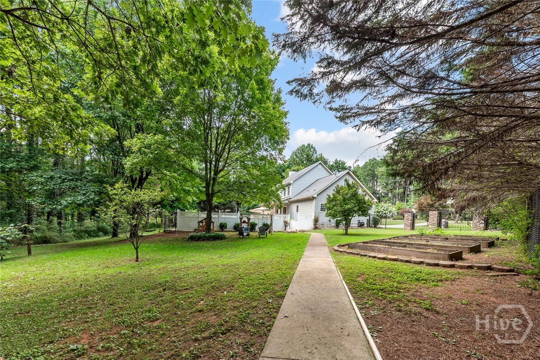 17 Pineforest Drive