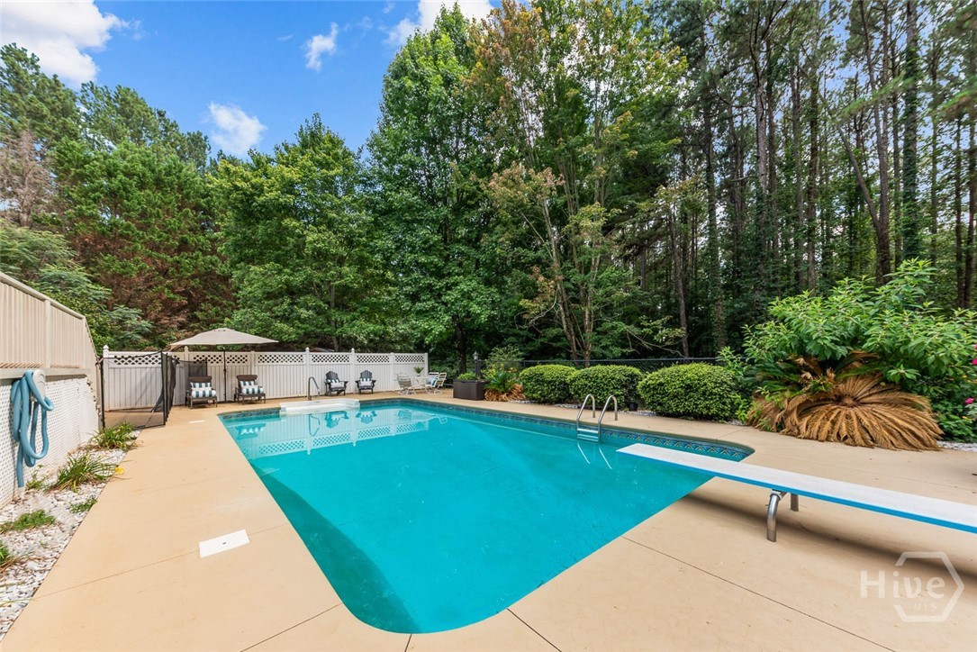 17 Pineforest Drive
