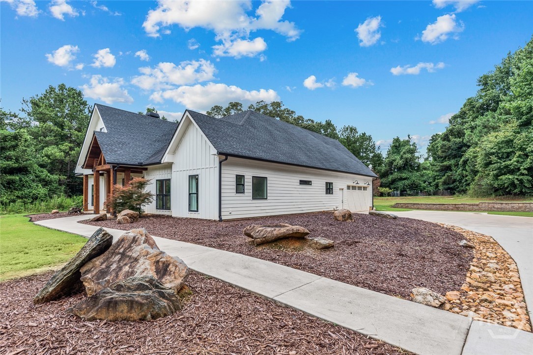 5304 S Apple Valley Road