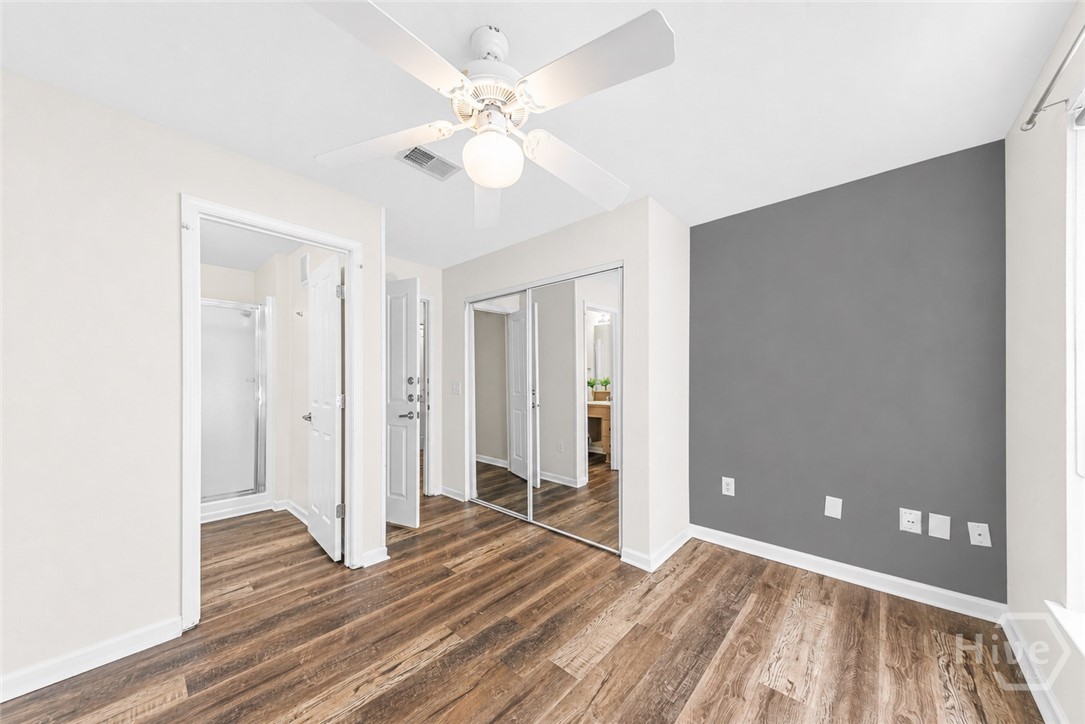 211 North Avenue 1225