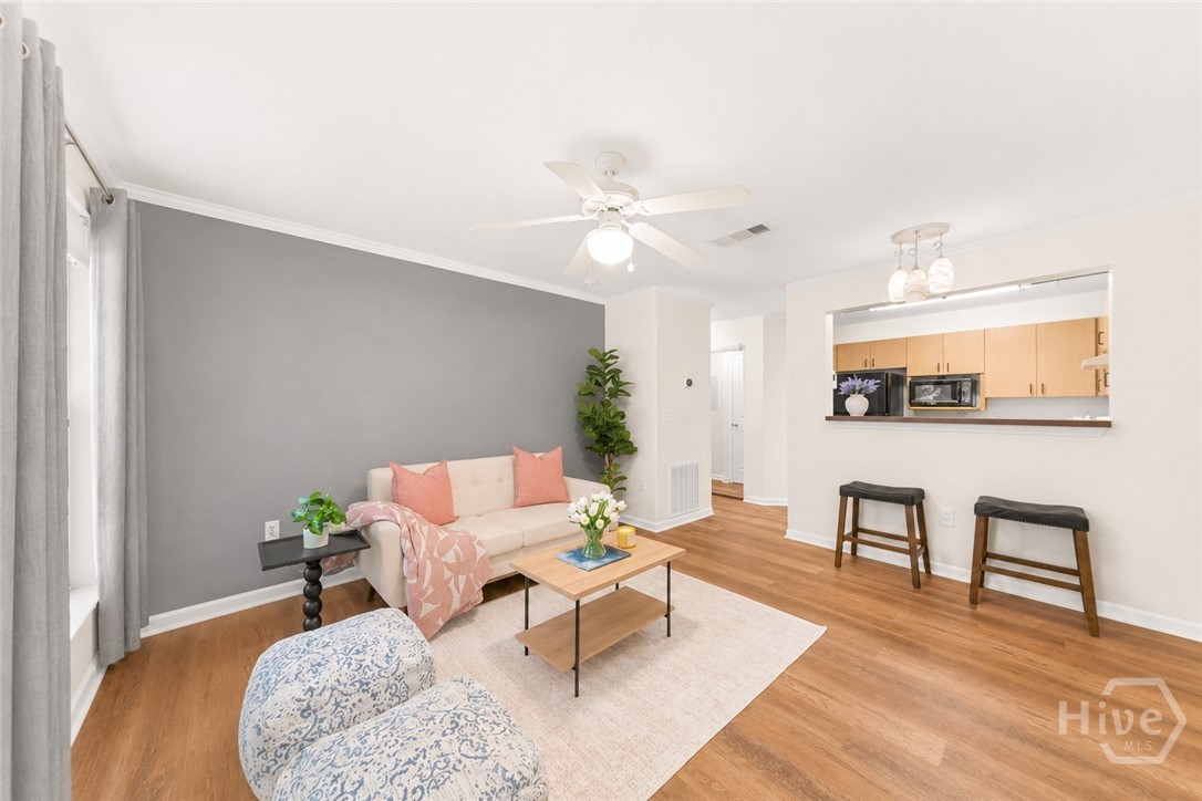 211 North Avenue 1225