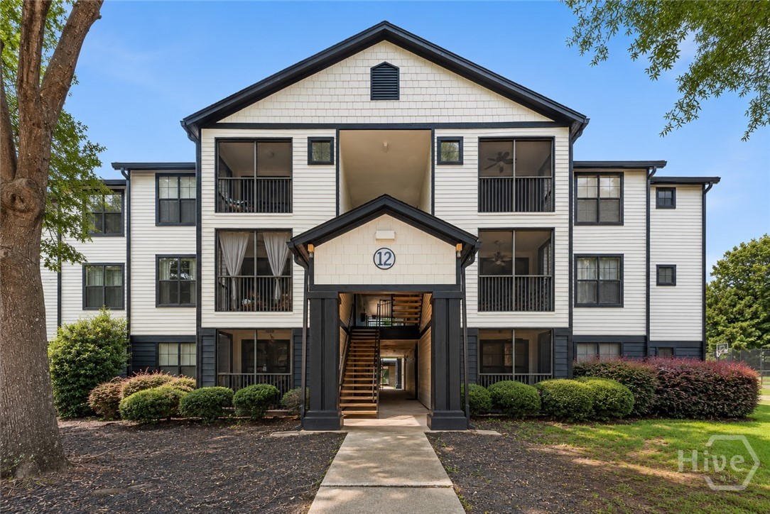 211 North Avenue 1225