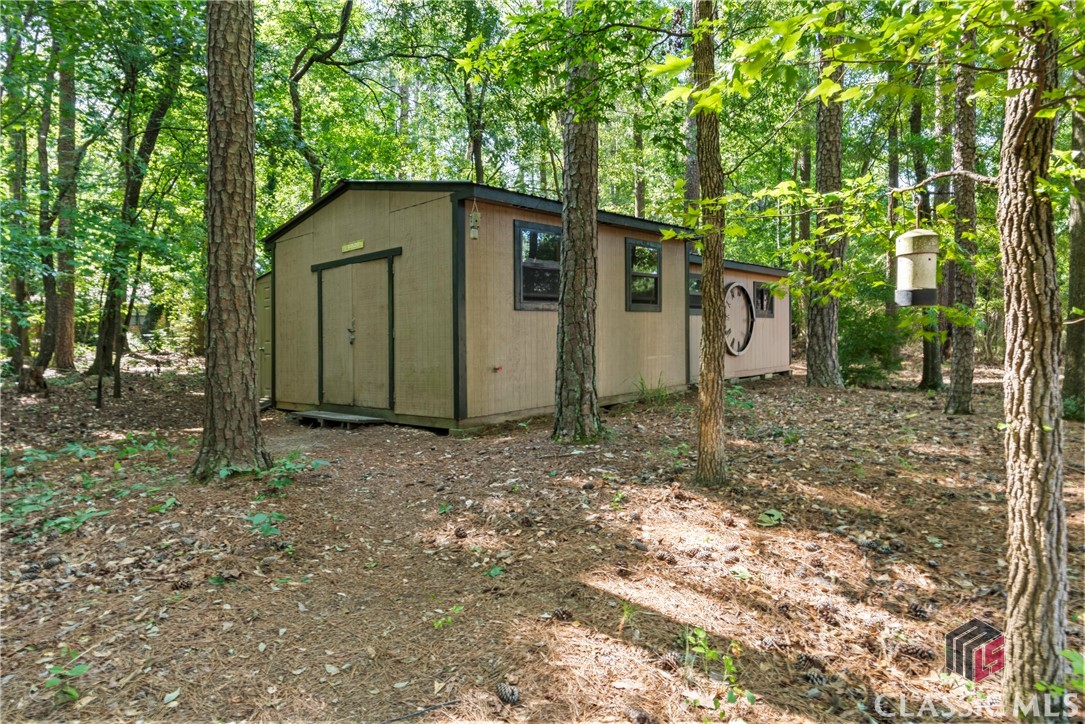 1110 Fernwood Drive