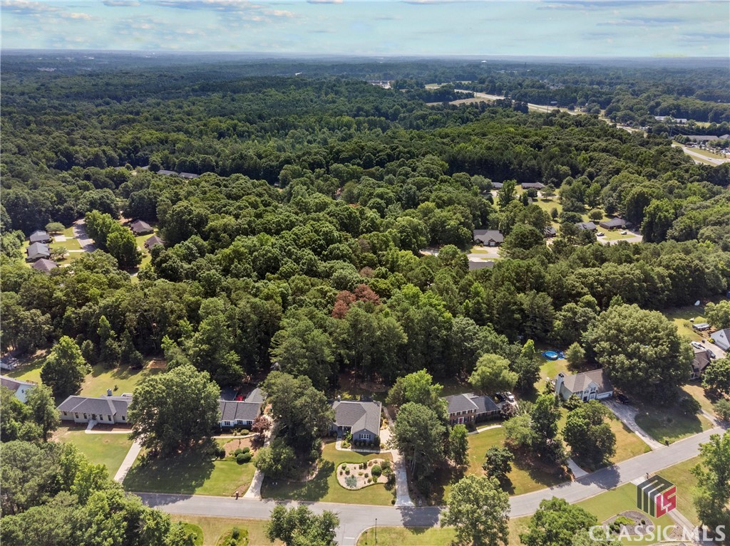 1110 Fernwood Drive
