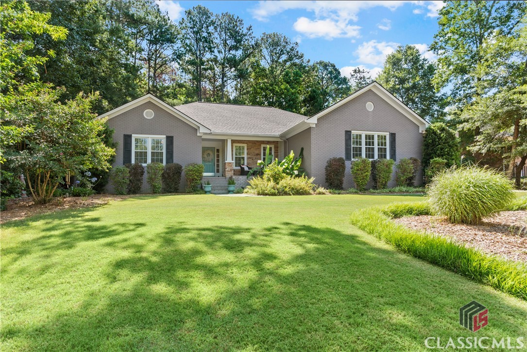 1110 Fernwood Drive