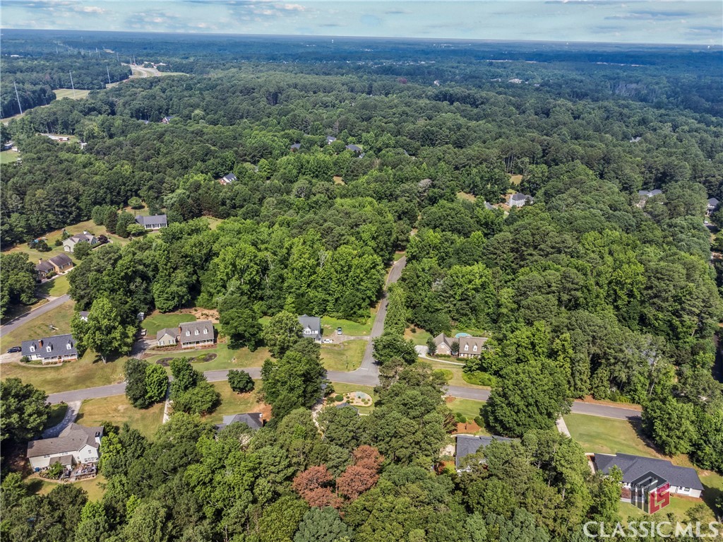1110 Fernwood Drive