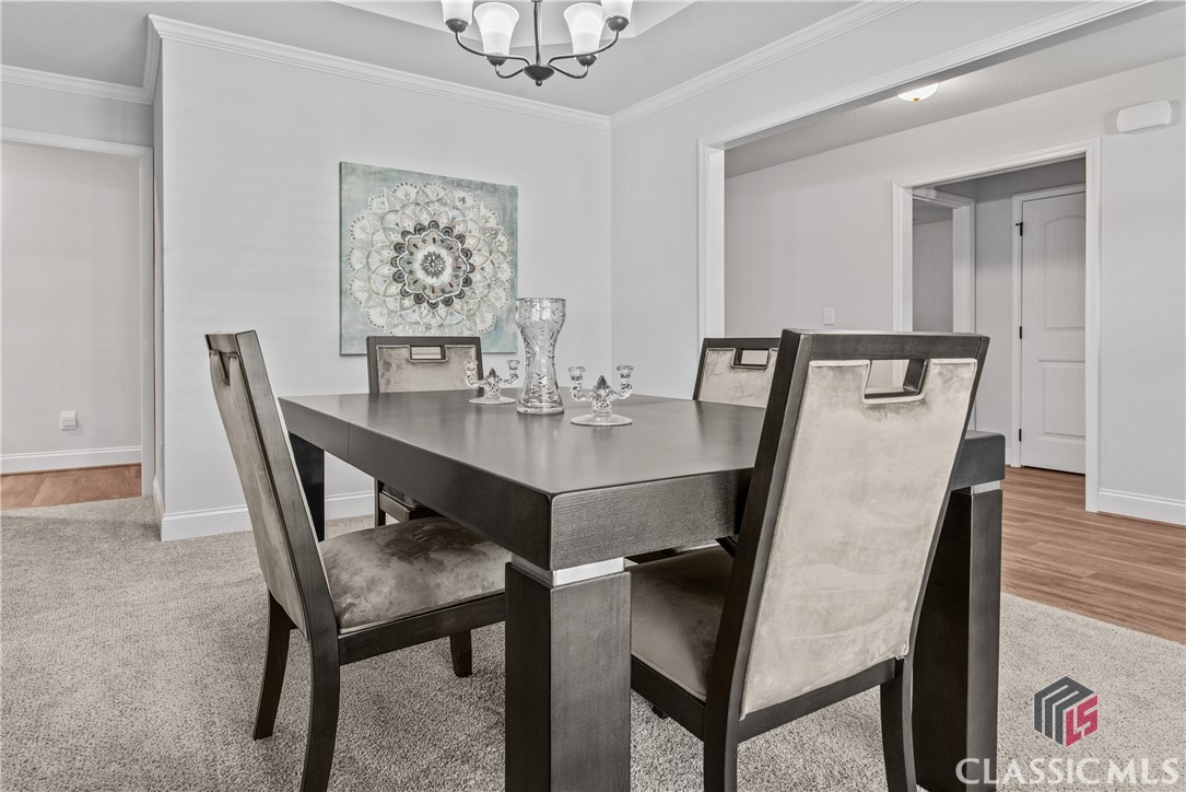 218 Windrow Trail