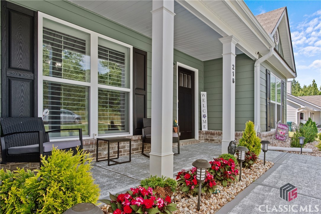 218 Windrow Trail
