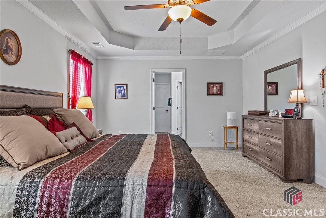 218 Windrow Trail