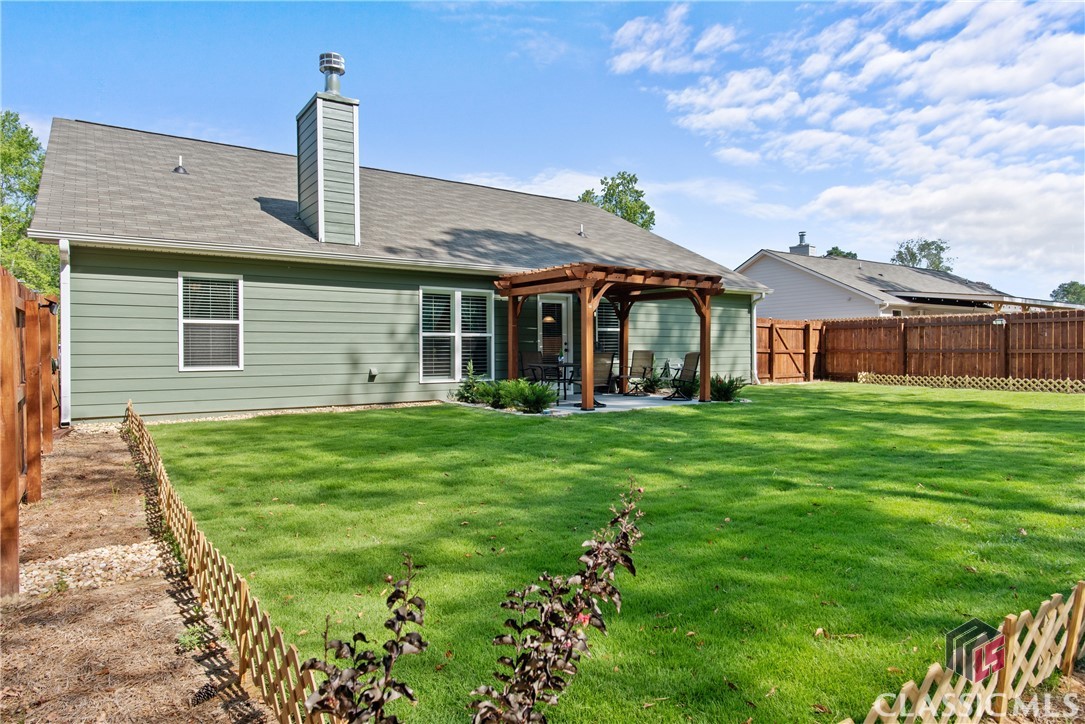 218 Windrow Trail
