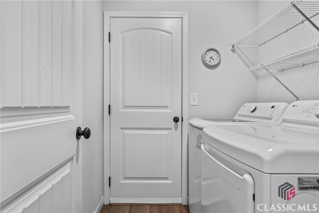 218 Windrow Trail