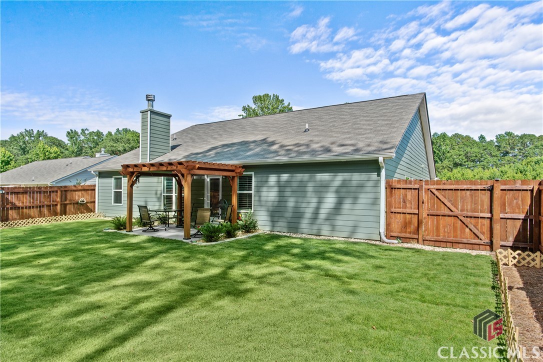 218 Windrow Trail