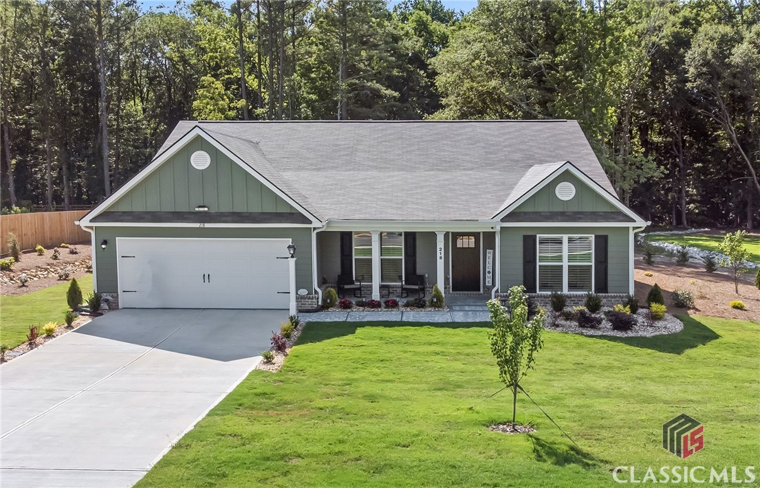 218 Windrow Trail