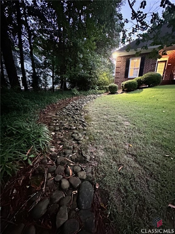 215 Waterford Way