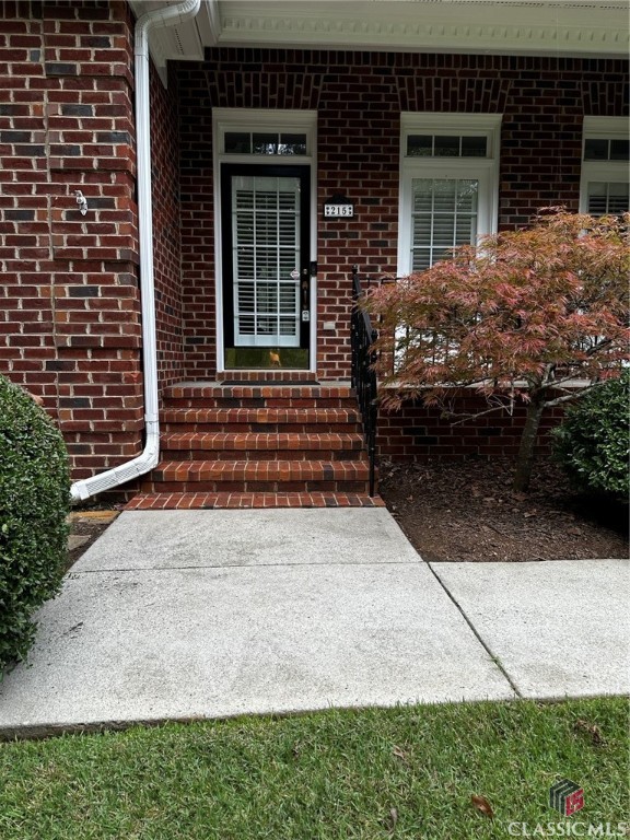 215 Waterford Way
