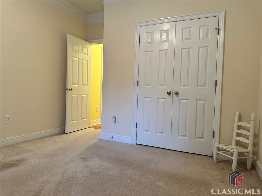 215 Waterford Way