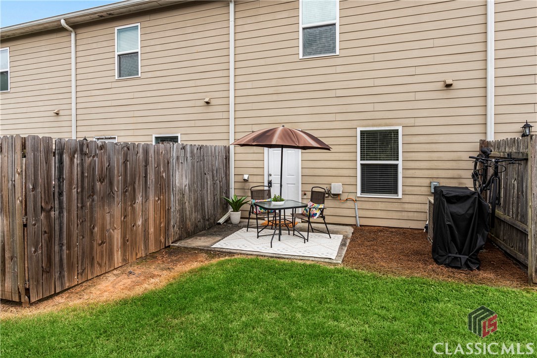 1030 Binghampton Circle